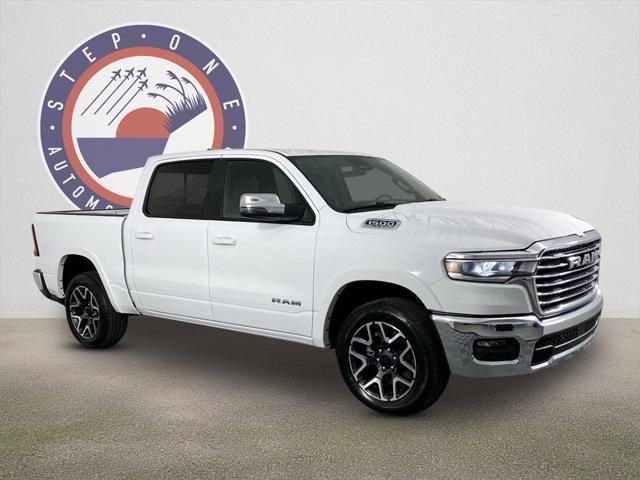 2025 RAM Ram 1500 RAM 1500 LARAMIE CREW CAB 4X4 57 BOX