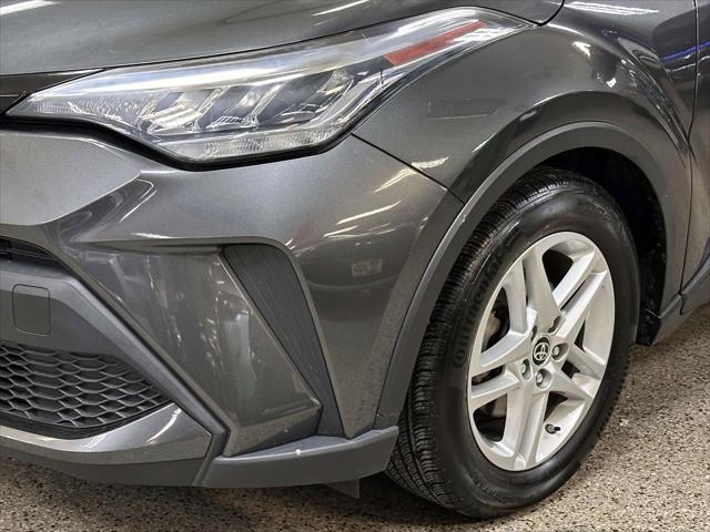 2021 Toyota C-HR LE [9]