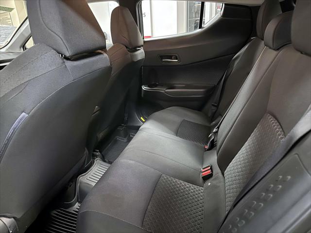 2021 Toyota C-HR LE [15]