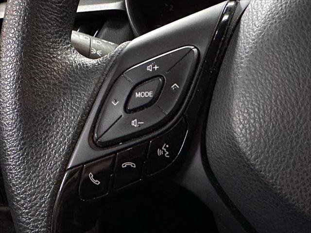 2021 Toyota C-HR LE [21]