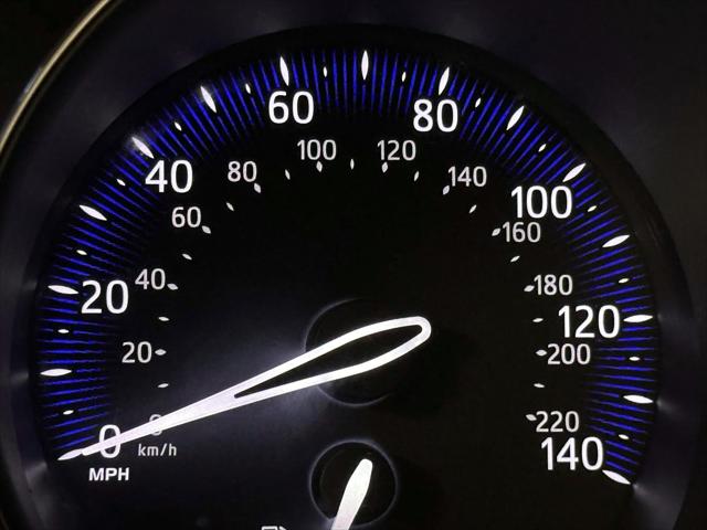 2021 Toyota C-HR LE [27]