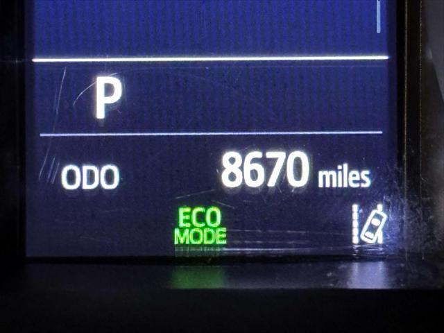 2021 Toyota C-HR LE [28]