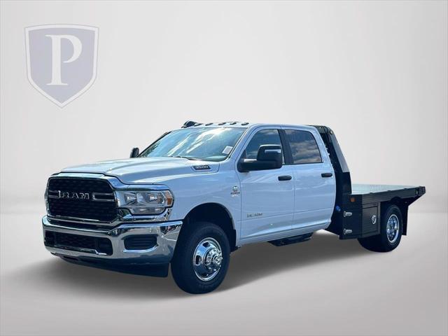 2024 RAM Ram 3500 Chassis Cab RAM 3500 SLT CREW CAB CHASSIS 4X4 60 CA