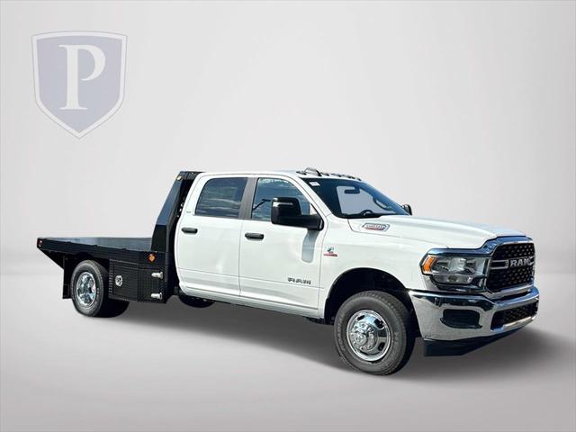 2024 RAM Ram 3500 Chassis Cab RAM 3500 SLT CREW CAB CHASSIS 4X4 60 CA