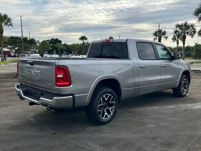 2025 RAM Ram 1500 RAM 1500 LARAMIE CREW CAB 4X4 64 BOX