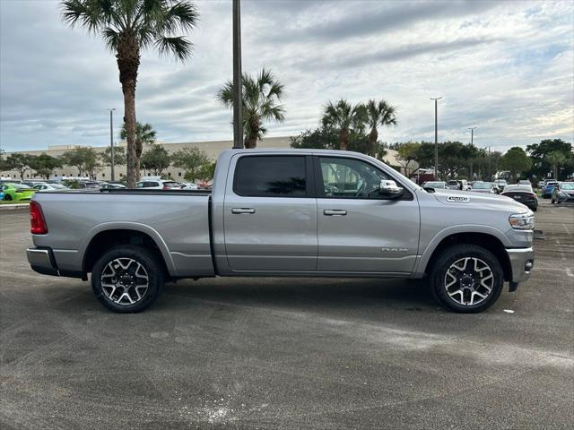 2025 RAM Ram 1500 RAM 1500 LARAMIE CREW CAB 4X4 64 BOX