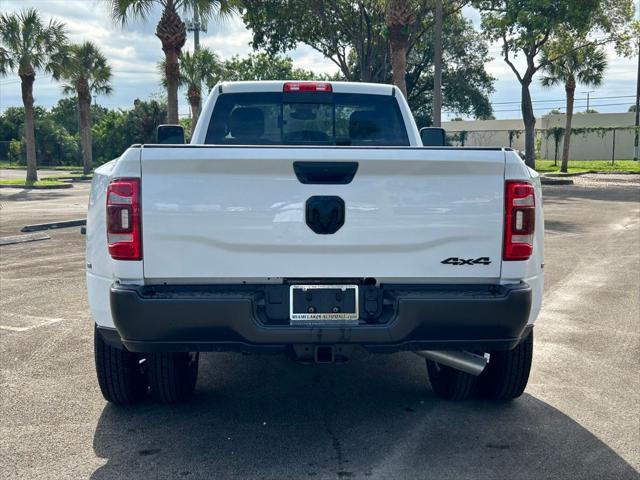 2024 RAM Ram 3500 RAM 3500 TRADESMAN REGULAR CAB 4X4 8 BOX