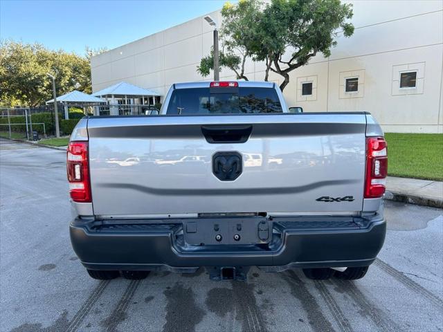 2024 RAM Ram 3500 RAM 3500 TRADESMAN REGULAR CAB 4X4 8 BOX