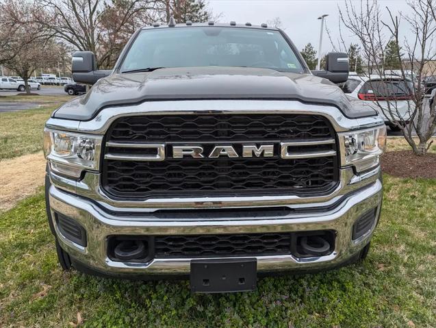 2024 RAM Ram 5500 Chassis Cab RAM 5500 TRADESMAN CHASSIS REGULAR CAB 4X4 84 CA