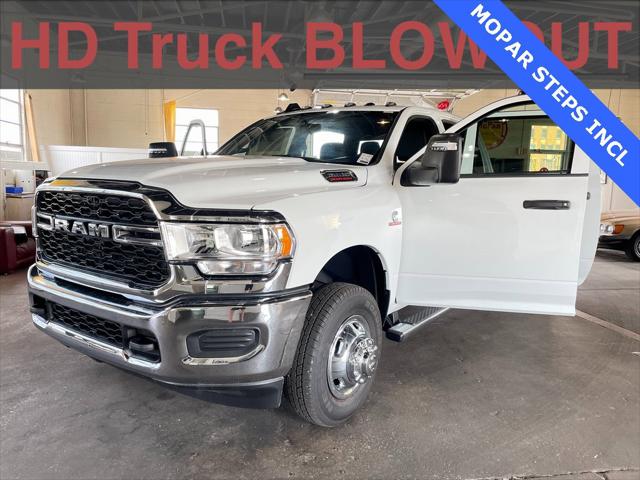 2024 RAM Ram 3500 RAM 3500 TRADESMAN CREW CAB 4X4 8 BOX