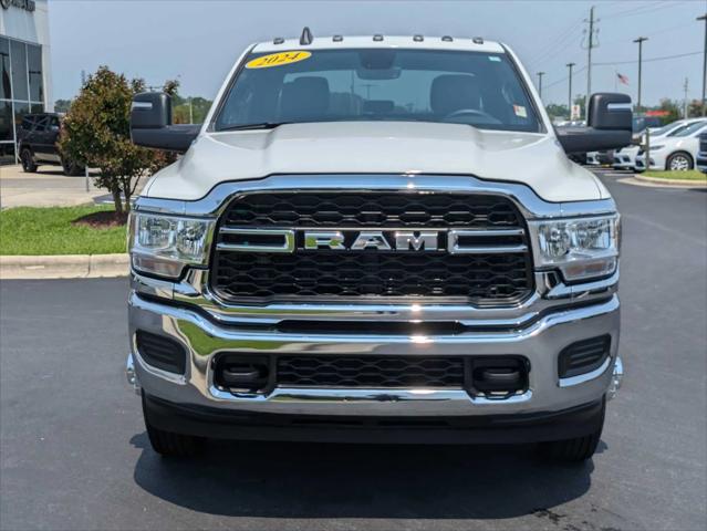 2024 RAM Ram 3500 RAM 3500 TRADESMAN CREW CAB 4X4 8 BOX