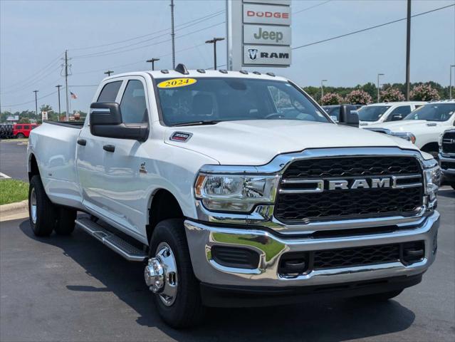 2024 RAM Ram 3500 RAM 3500 TRADESMAN CREW CAB 4X4 8 BOX