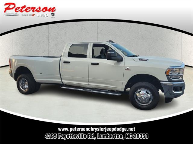 2024 RAM Ram 3500 RAM 3500 TRADESMAN CREW CAB 4X4 8 BOX
