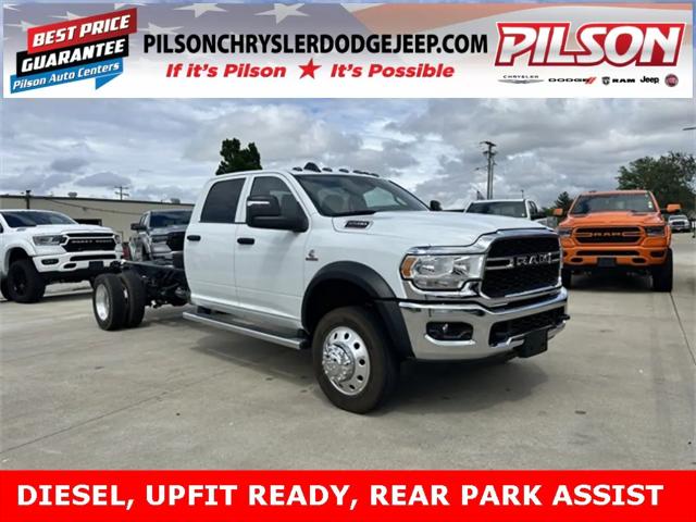 2024 RAM Ram 5500 Chassis Cab RAM 5500 TRADESMAN CHASSIS CREW CAB 4X4 84 CA