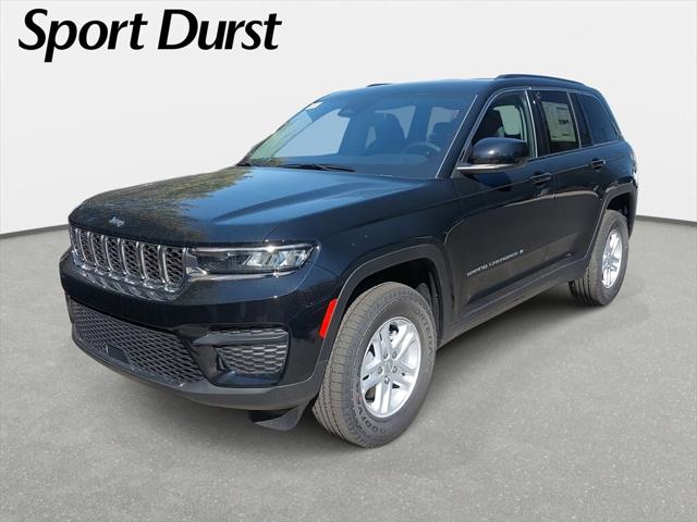 2023 Jeep Grand Cherokee Laredo 4x4