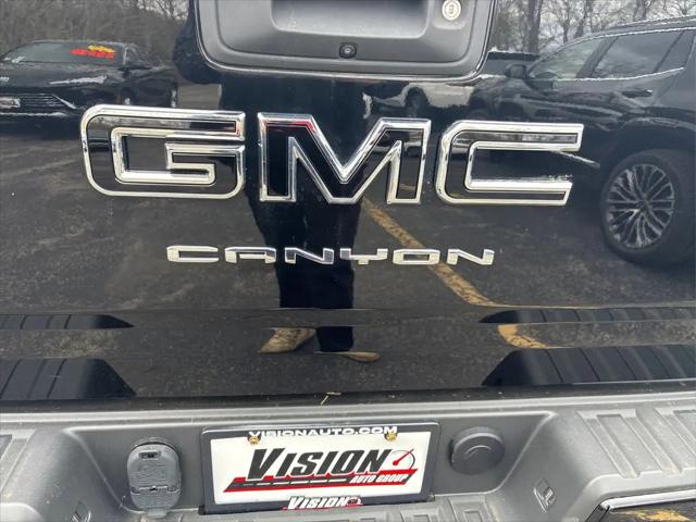 2021 GMC Canyon 4WD Crew Cab Short Box Elevation