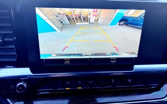 2024 GMC Sierra 1500 4WD Crew Cab Short Box Elevation with 3SB