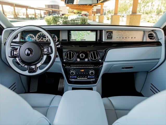2023 Rolls-Royce Phantom Base