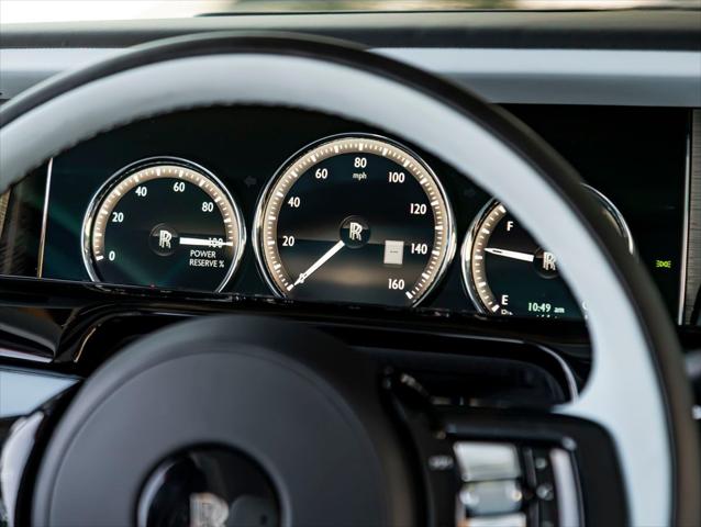 2023 Rolls-Royce Phantom Base