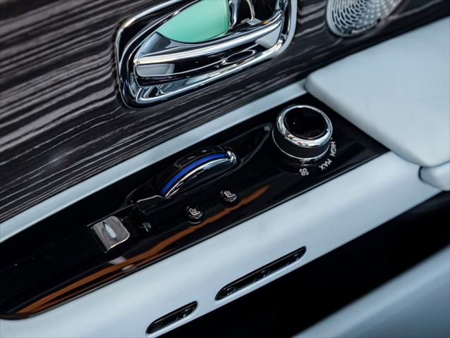 2023 Rolls-Royce Phantom Base