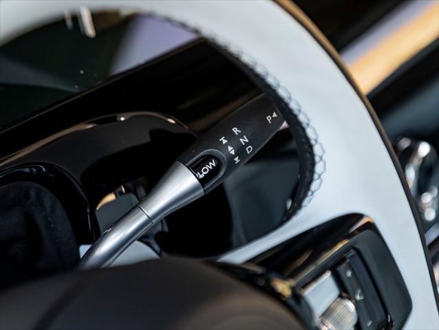 2023 Rolls-Royce Phantom Base