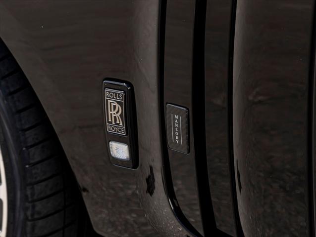2023 Rolls-Royce Phantom Base