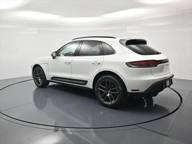 2024 Porsche Macan T