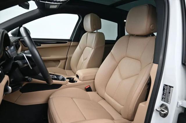 2024 Porsche Macan T
