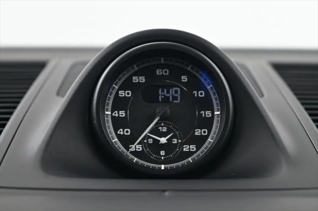 2024 Porsche Macan T