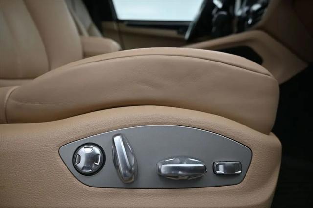 2024 Porsche Macan T