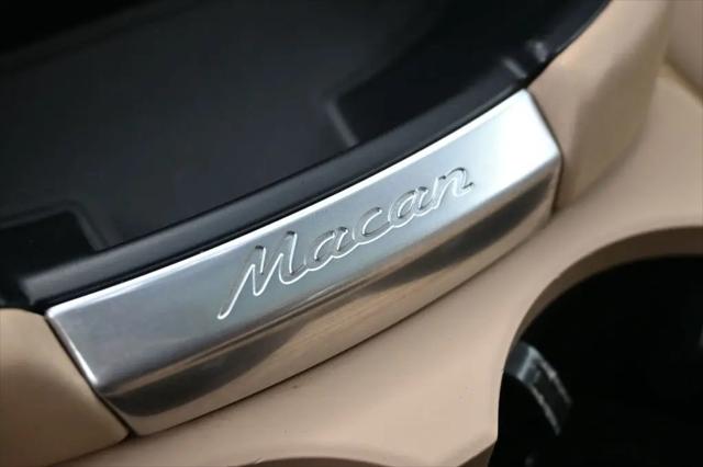 2024 Porsche Macan T
