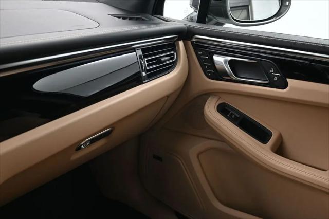 2024 Porsche Macan T