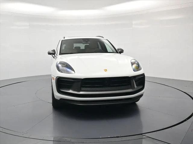 2024 Porsche Macan T