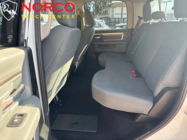 2019 Ram 1500 Classic SLT Crew Cab 4x2 6'4" Box
