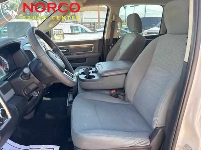 2019 Ram 1500 Classic SLT Crew Cab 4x2 6'4" Box