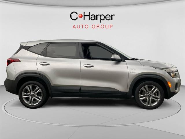 2021 Kia Seltos LX 2021 Kia Seltos LX
