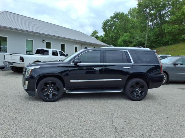 2016 Cadillac Escalade Luxury Collection