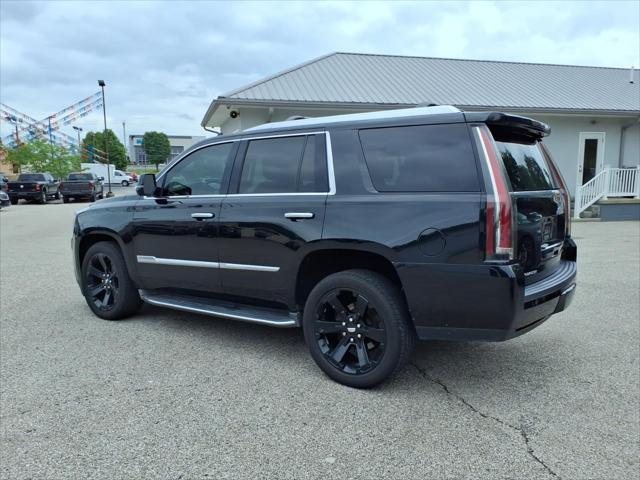 2016 Cadillac Escalade Luxury Collection