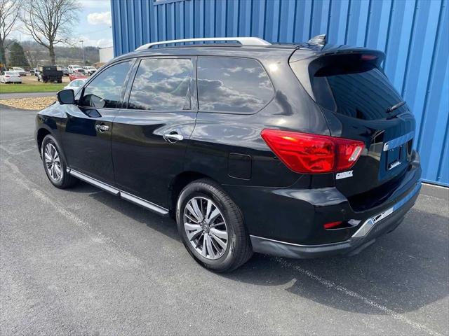 2019 Nissan Pathfinder SL