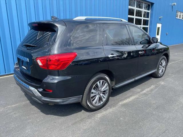 2019 Nissan Pathfinder SL