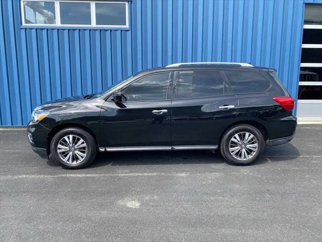 2019 Nissan Pathfinder SL
