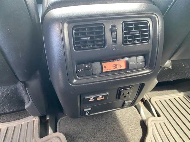 2019 Nissan Pathfinder SL