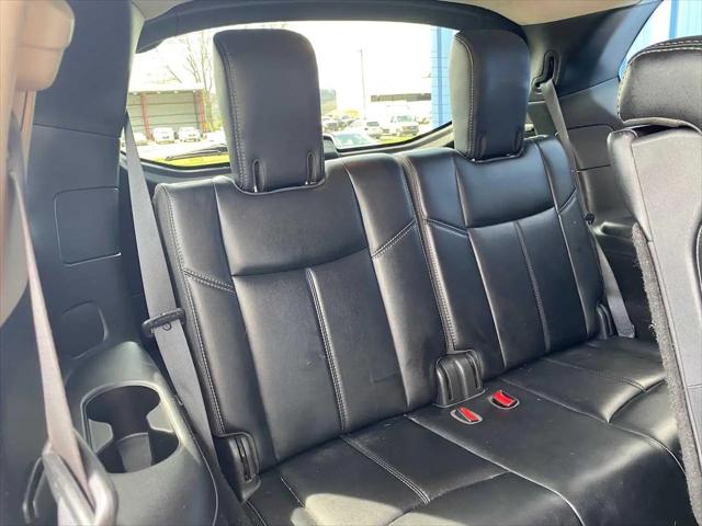 2019 Nissan Pathfinder SL