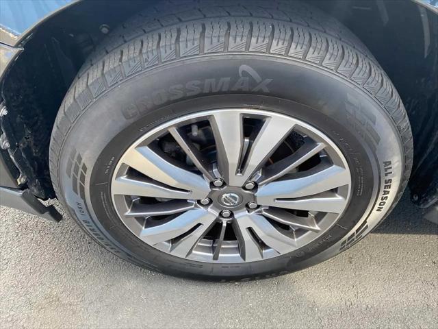 2019 Nissan Pathfinder SL