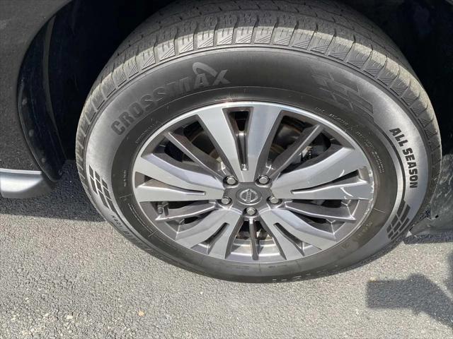 2019 Nissan Pathfinder SL