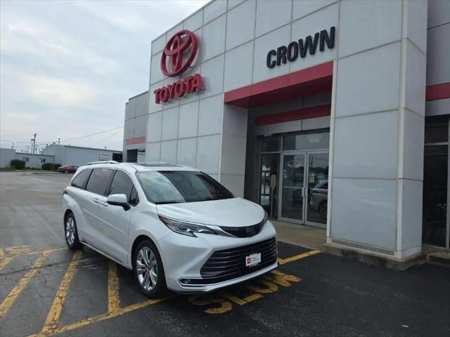 2022 Toyota Sienna Platinum for sale in Decatur, IL