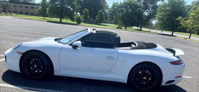 2017 Porsche 911 Carrera