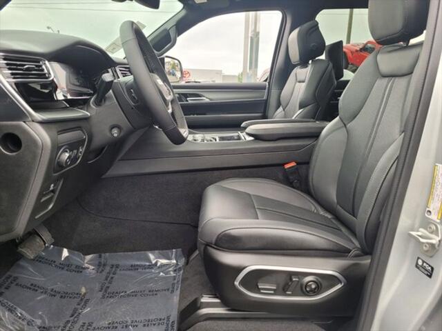 2024 Jeep Wagoneer Series II Carbide 4x4
