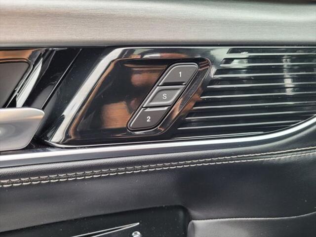 2024 Jeep Wagoneer Series II Carbide 4x4
