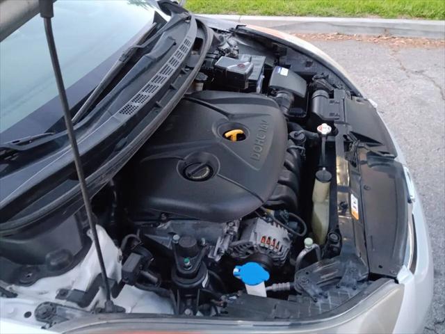 2012 Hyundai Elantra GLS (Ulsan Plant)